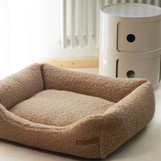 Frida Teddy Pet Bed – Effortless Comfort in Timeless Beige