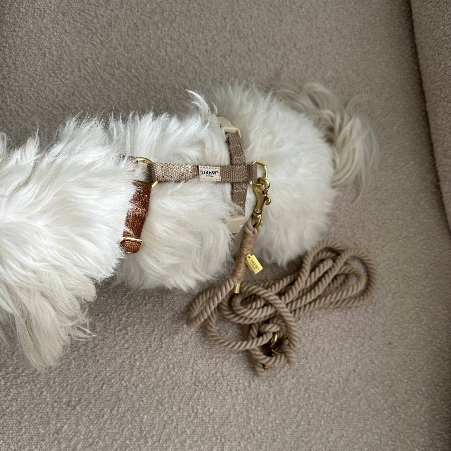 Beige Adjustable Dog Leash – Soft & Multi-Functional Rope
