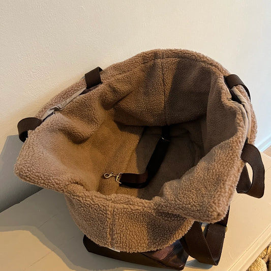 Cali Sporty Dog Bag with Soft Teddy Fleece