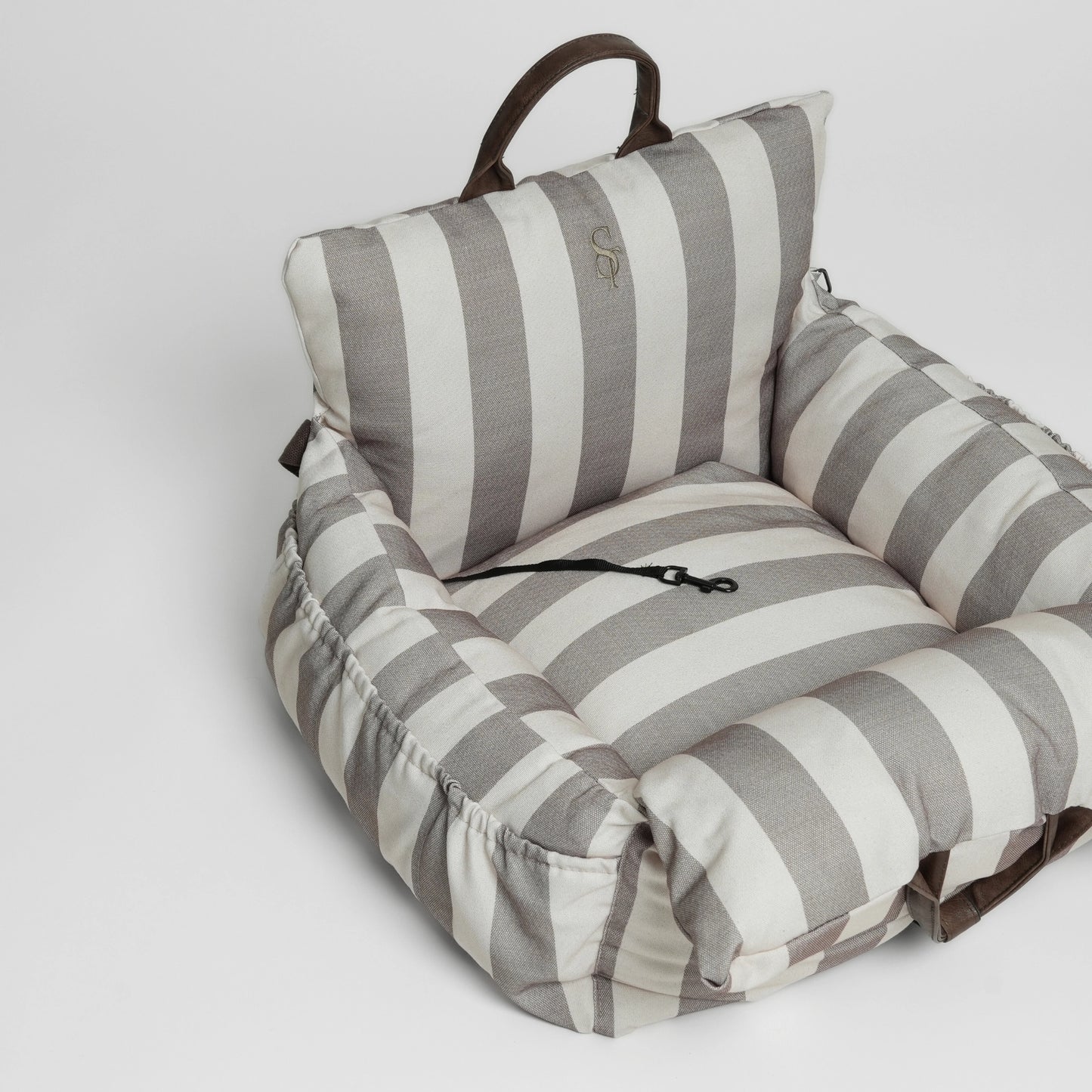 Car Seat Lara | Striped 2.0 – 3-in-1 Dog Car Seat, Bed & Travel Bag