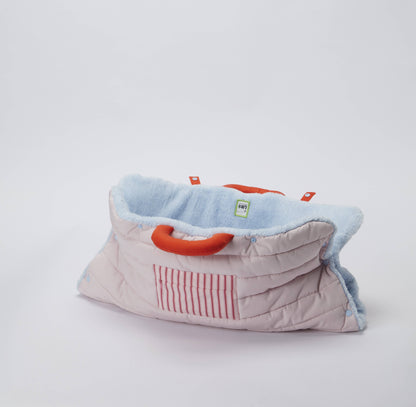 2-in-1 Padded Dog Blanket & Carry Bag – Pink Blue