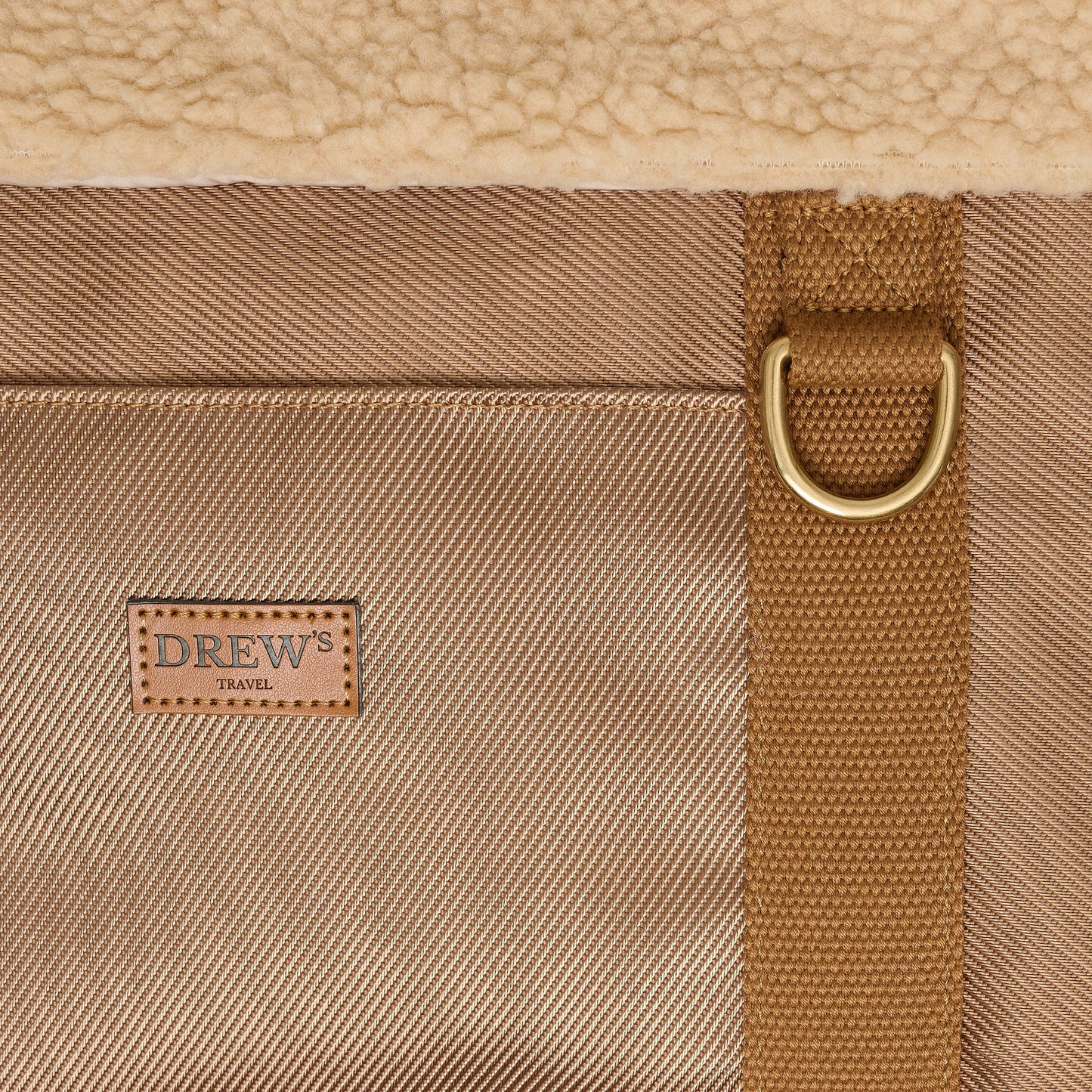 Aspen Sporty Dog Bag with Soft Teddy Fleece