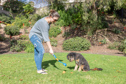 Chuckit Fetch & Fold Mini 18M Ball Launcher