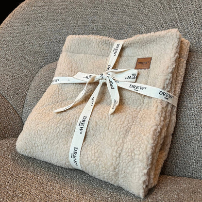 Soft Dog Blanket in Teddy Fleece – Beige | Scandinavian Design
