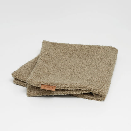 Dog Blanket Oat Bouclé – Soft, Stylish & Washable