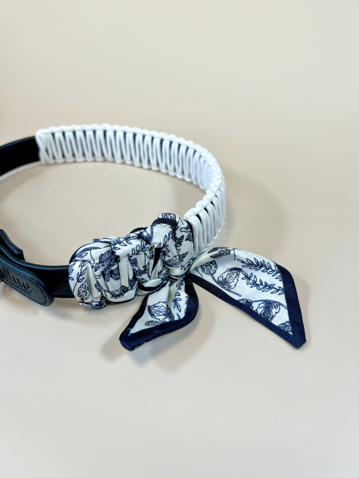 Dog Collar with Bandana | Vegan Leather | Adjustable S–L | Shadow