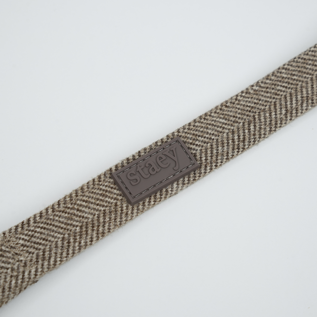Dog Leash Elma in Mocca | Durable Scandinavian Design with Safety Lock
