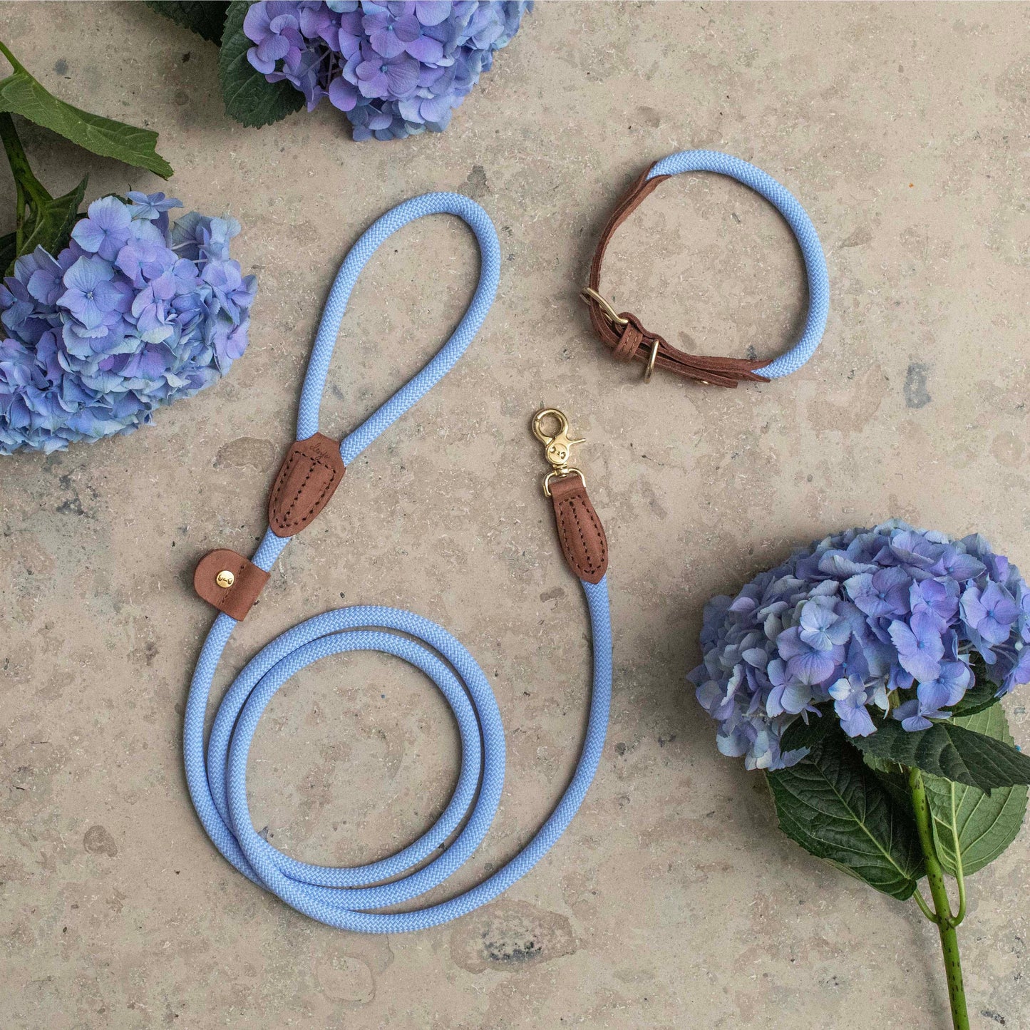 Torekov Dog Collar Hydrangea Blue – Colorful, Luxurious & Durable