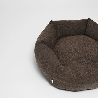 Luna Dog Bed 3.0 | Chestnut Bouclé – Luxury Danish Design Dog Bed