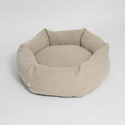 Luna Dog Bed 3.0 | Oat Bouclé – Luxury Danish Design Dog Bed