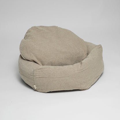 Luna Dog Bed 3.0 | Oat Bouclé – Luxury Danish Design Dog Bed