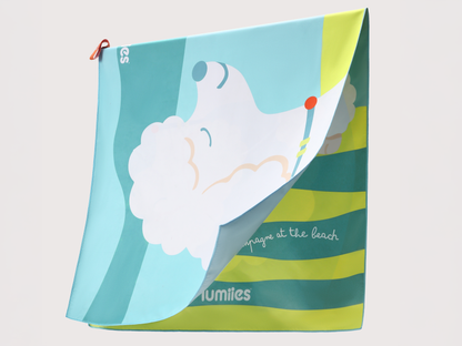 Children's towel with cloud design and 'humilies' branding on a light gray background