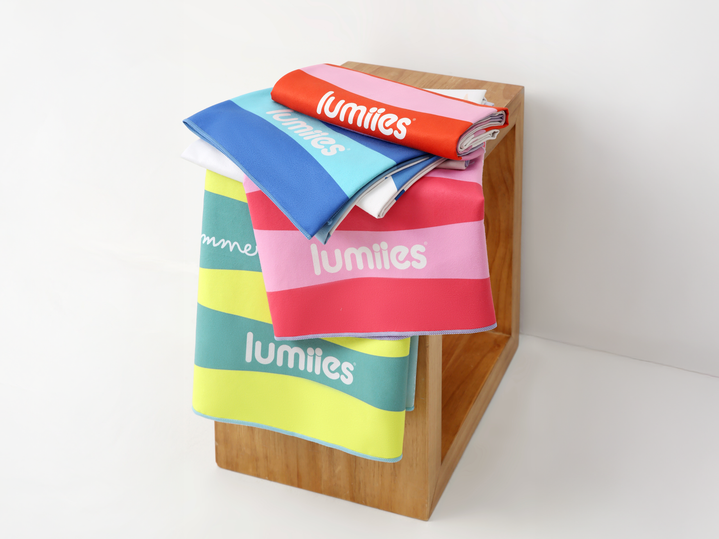 Quick-Drying Microfiber Dog Towel – Poodle Design (160 × 80 cm)