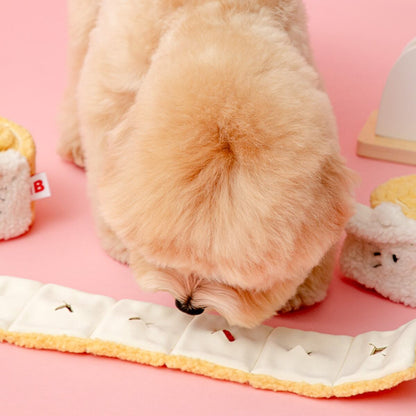 Roll Cake Nose Work Mat for Dogs | 10 Treat Pockets