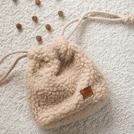 Teddy Treat Bag – Beige | Chic & Sustainable Dog Accessory